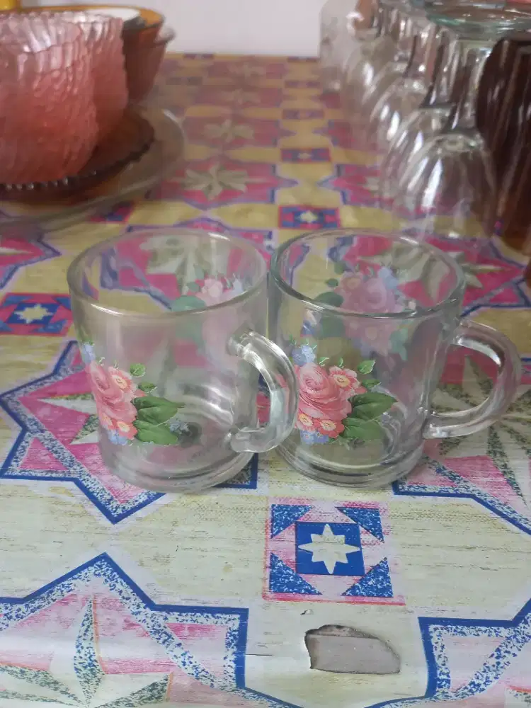 Gelas Tangkai Kaca