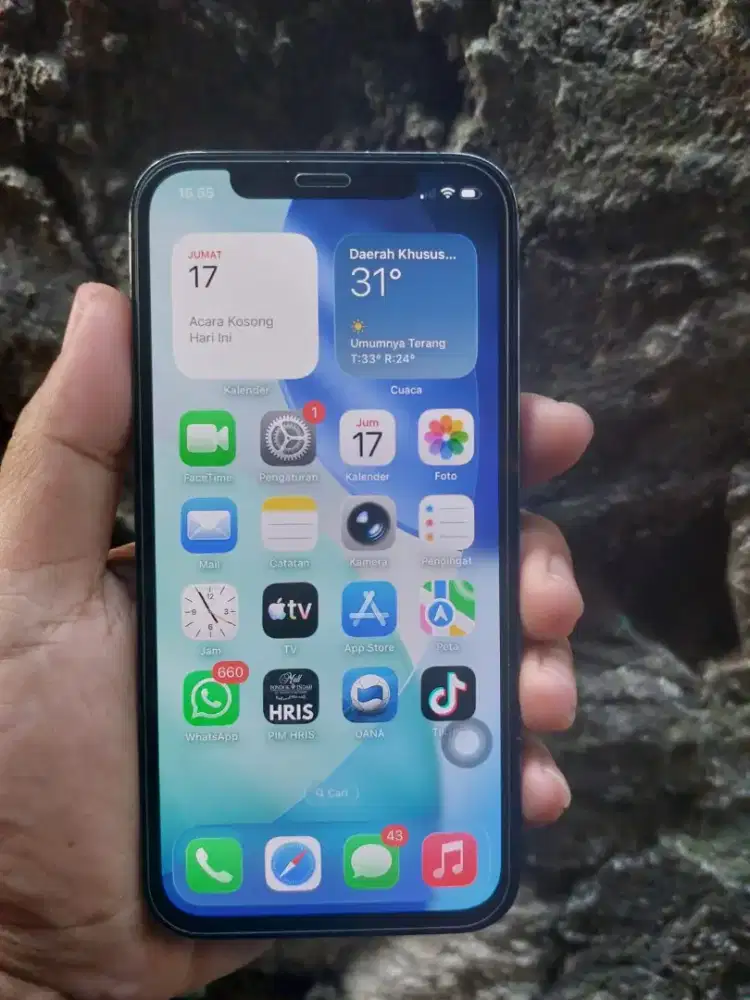 Iphone 12 pro ibox