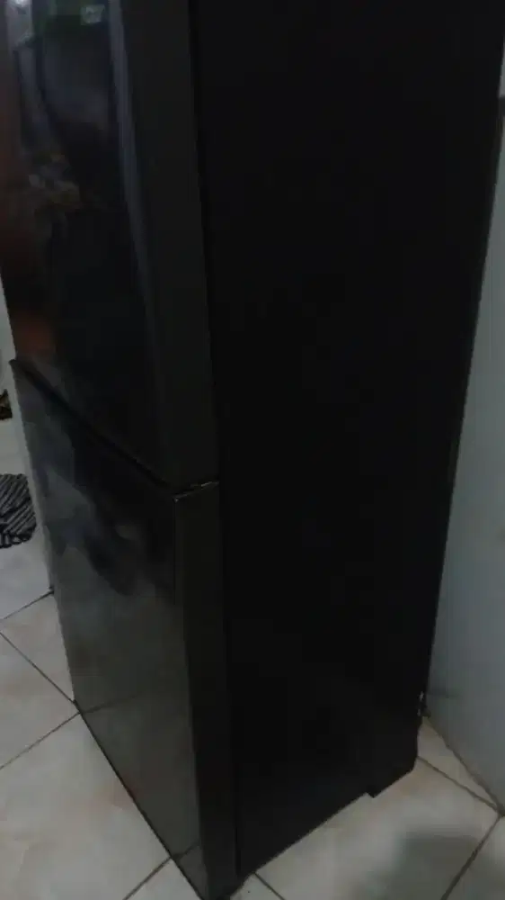 Kulkas AQUA 2 pintu