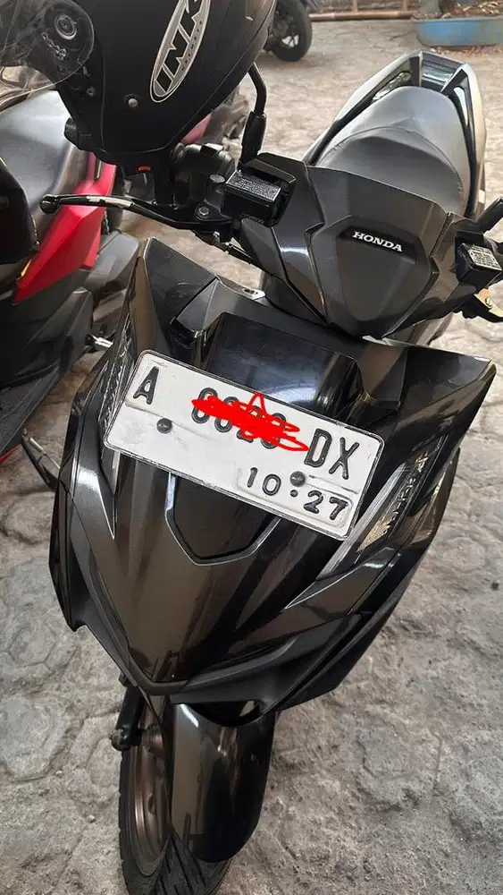 Honda vario 160 double cakram