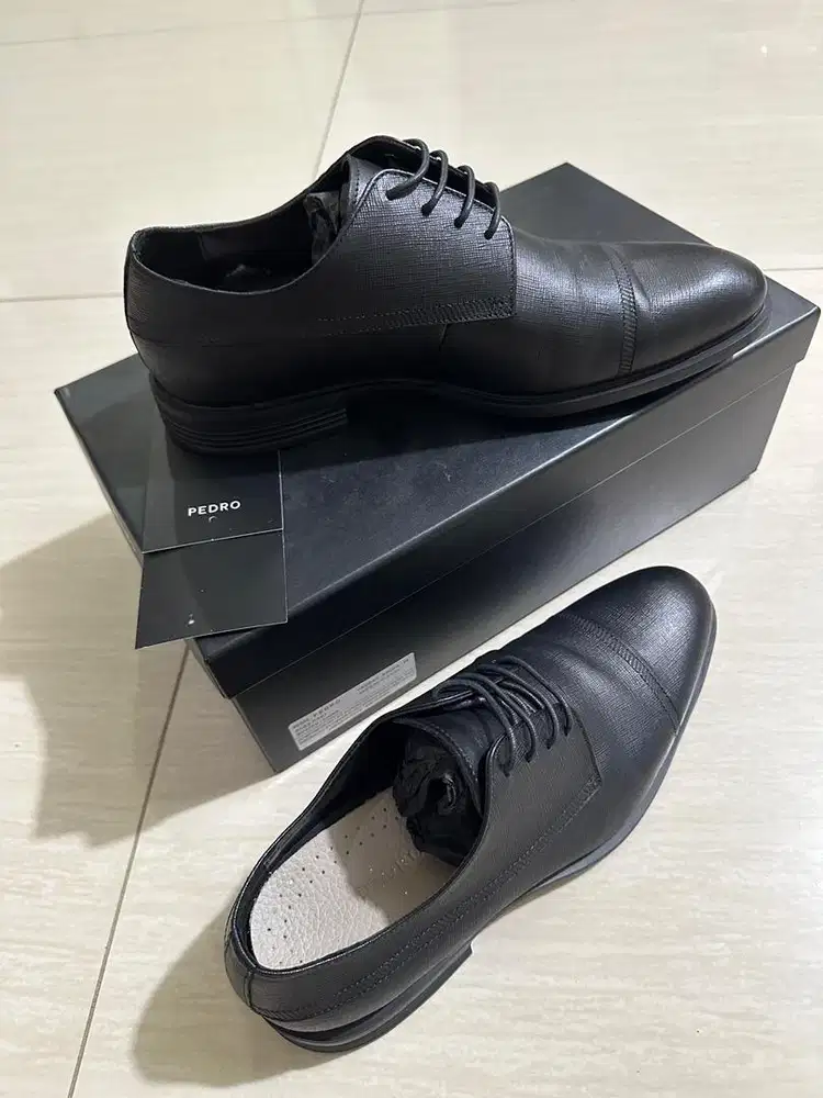 Sepatu Ori Pedro Pria Uk 39