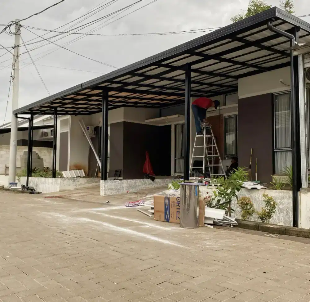 Kanopi baja ringan dan garasi