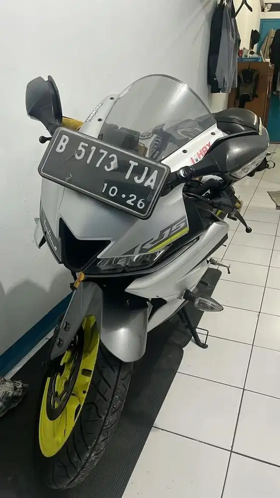Yamaha R15 V3 (2021) Matte Silver