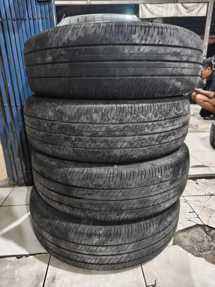 Ban Dunlop SP10 R14 185/70 sangat layak pakai 85% Nik 2021