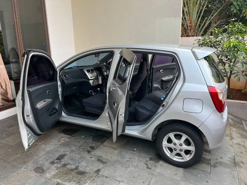 Toyota Agya Matic 2014 • Dokumen Full Set • Kunci Serep + Manual Book