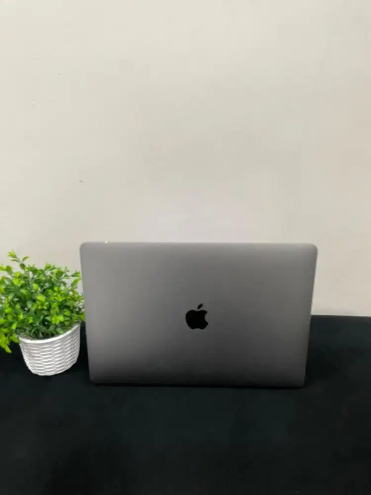 MacBook Air Retina 2019 13inch 8GB / 128GB Core i5 mulus Unit+ Charger