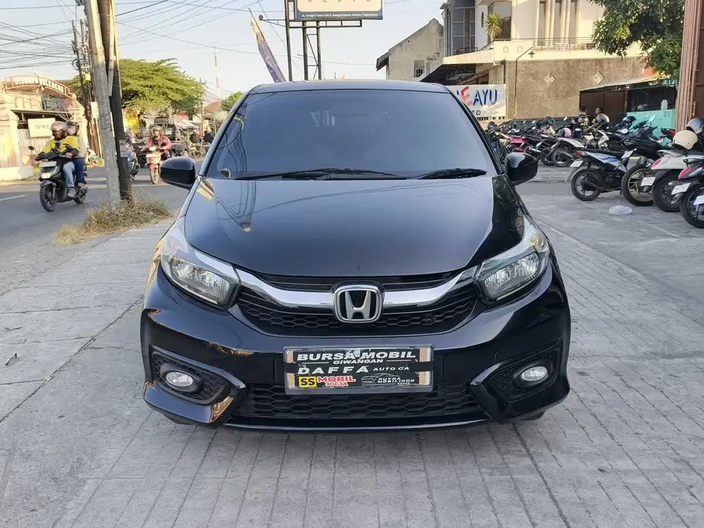 HONDA BRIO SATYA E 2018 Matic Hitam