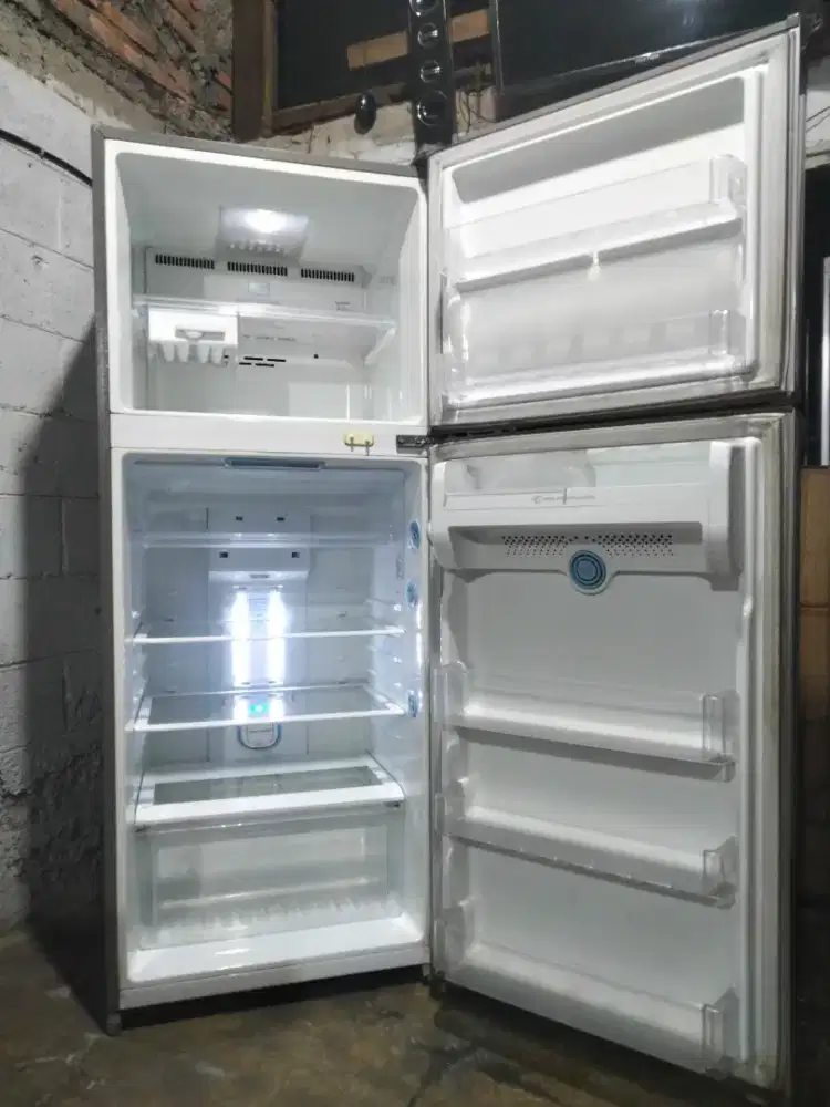 KULKAS JUMBO ( LG )