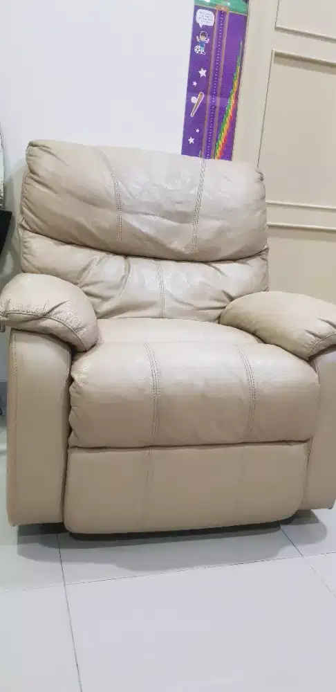 sofa reclaining