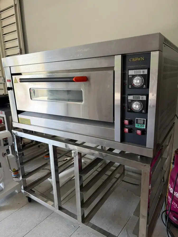 CROWN OVEN 1 DECK DAN KAKI