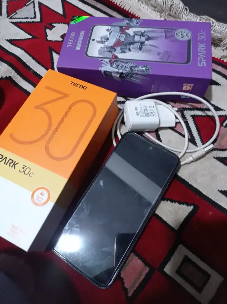 Tecno spark 30c fullset like new