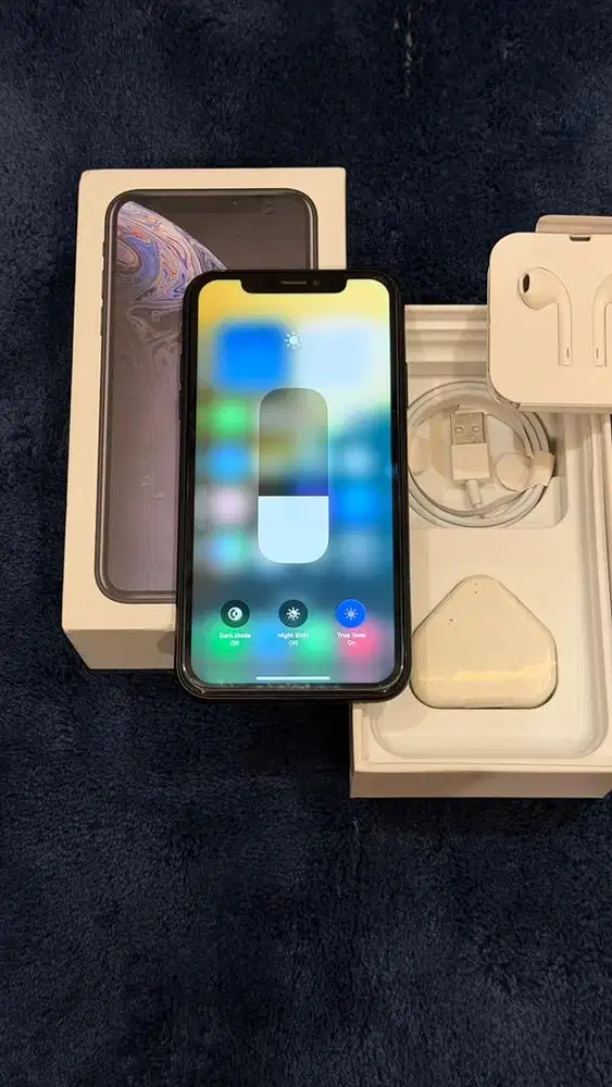 Iphone Xr Black 128GB Lengkap Terdaftar