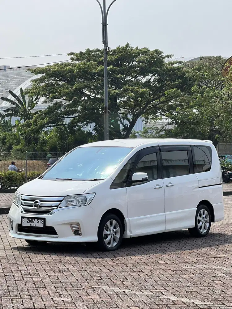 Nissan Serena HWS Autec 2014
