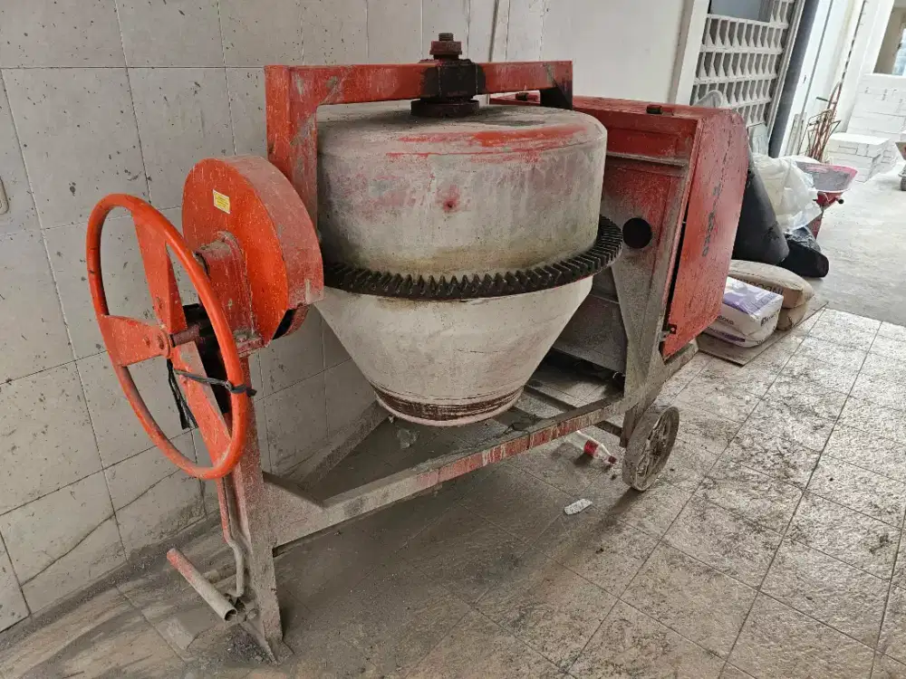 Dijual Mesin Molen Cor HIKARO 50kg - Kondisi 99% Baru 1x Pakai
.