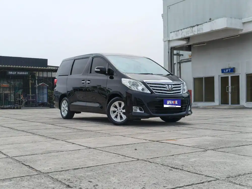 Toyota Alphard 2.4 X Matic AT 2013 Hitam KM 123RB