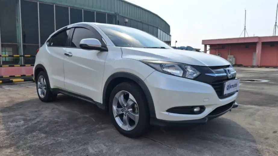 KM LOW PAJAK HIDUP HONDA HRV 1.5 E BENSIN-AT