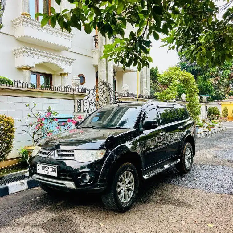 Pajero Sport Exceed Diesel Matic 2015 Atas Nama Pribadi Pajak Hidup