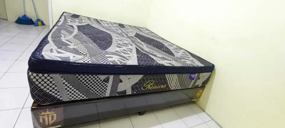 DIJUAL KASUR SPRINGBED + DIPAN