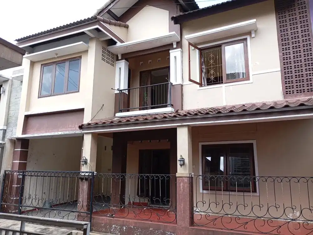 For Rent : Perum permata Condong Catur No B4 Yogyakarta