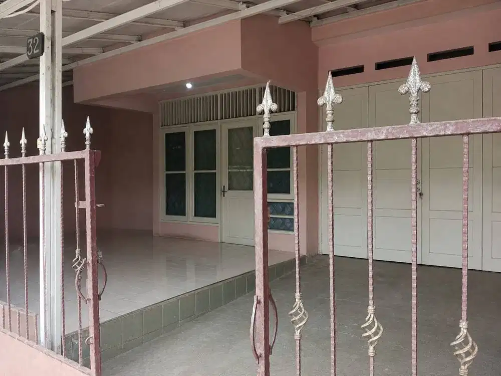 RUMAH DENGAN TANAH LUAS DI BINTARO JAYA SEKTOR 3A