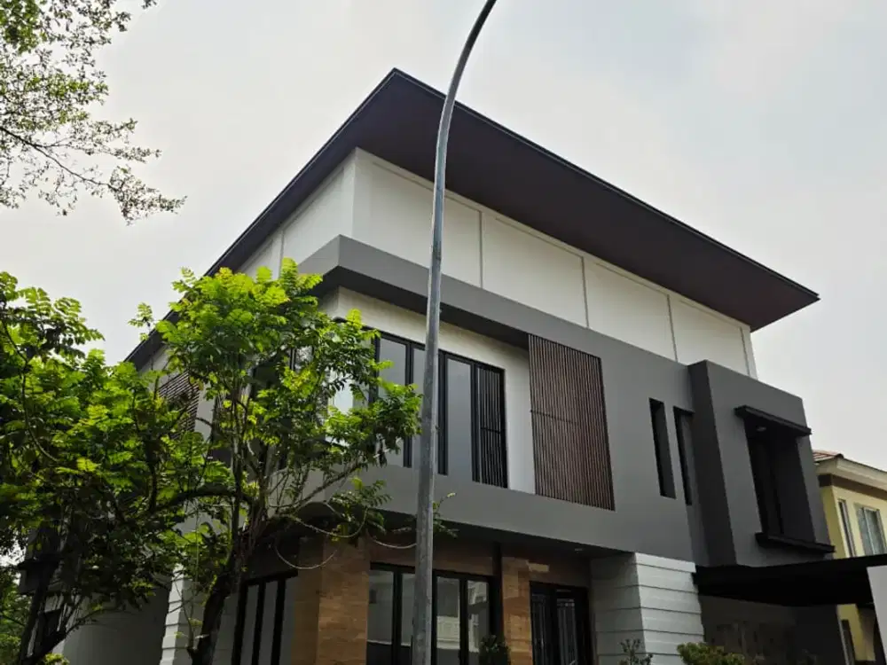 Rumah hoek bangunan mandiri Foresta BSD