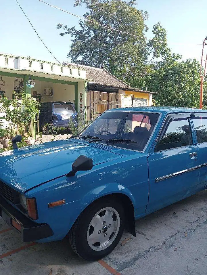 Toyota Corolla 1982 Bensin