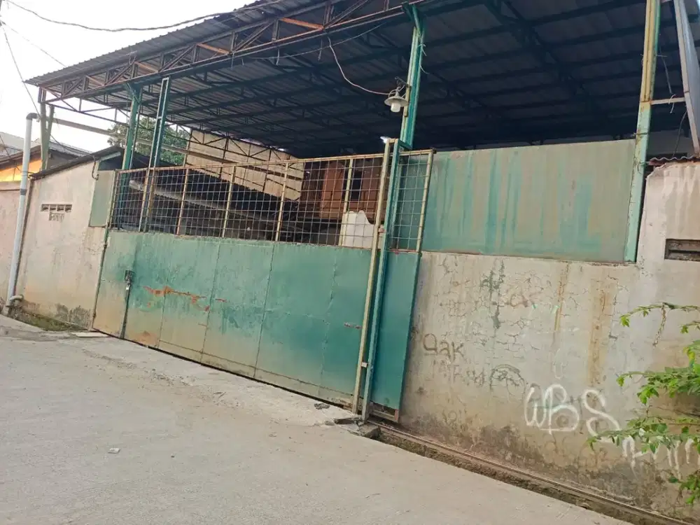 Gudang di Kavling Dpr,Cipondoh,Luas 800M,Bisa Cont 40 Feet,Harga 6,5 M Nego