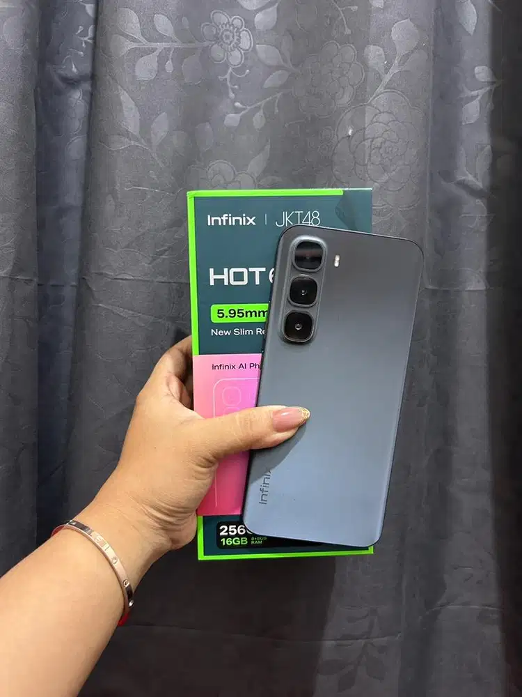 Infinix hot 60pro plus 8+8/256 fullset
