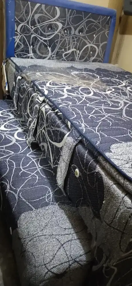 Dijual Tempat Tidur Lajang Merek OLYMPIC