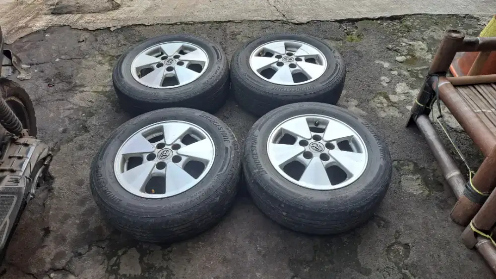 Velg mobil nav cocok buat gran max carry innova dll