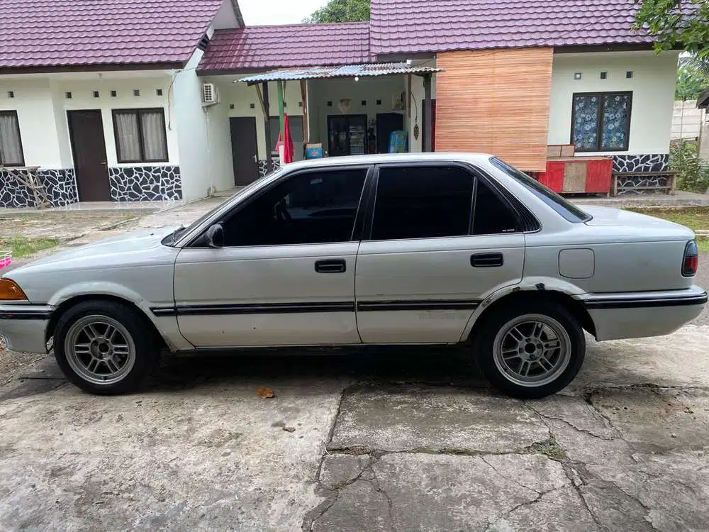 Toyota Corolla 1991 Bensin