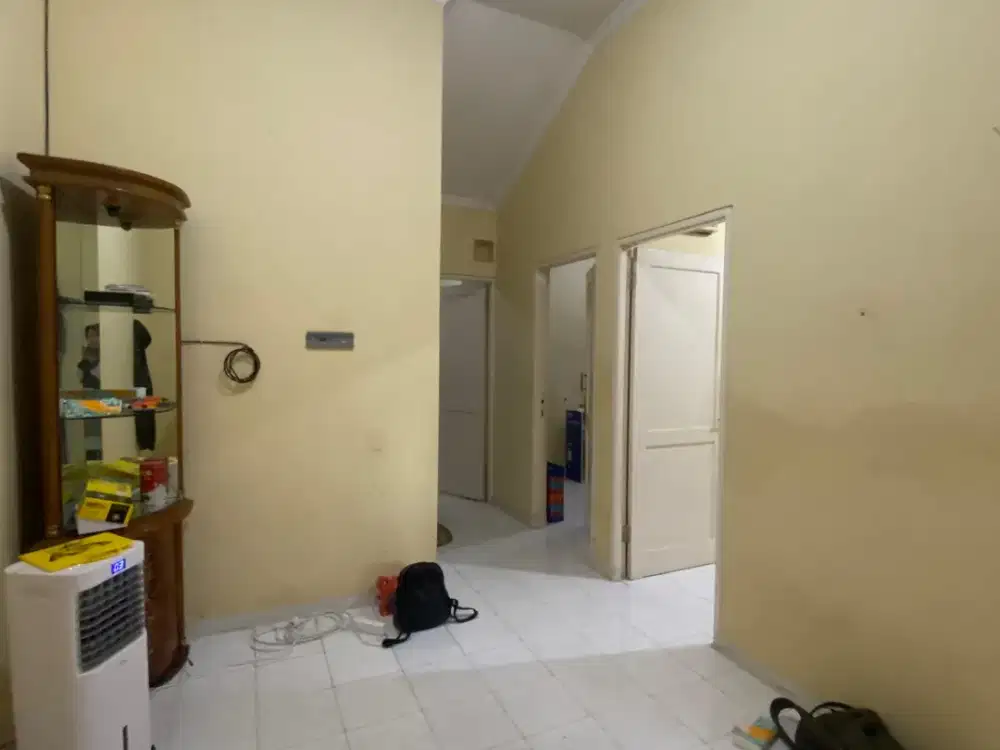 Disewakan rumah 1 lantai Puri Surya Jaya