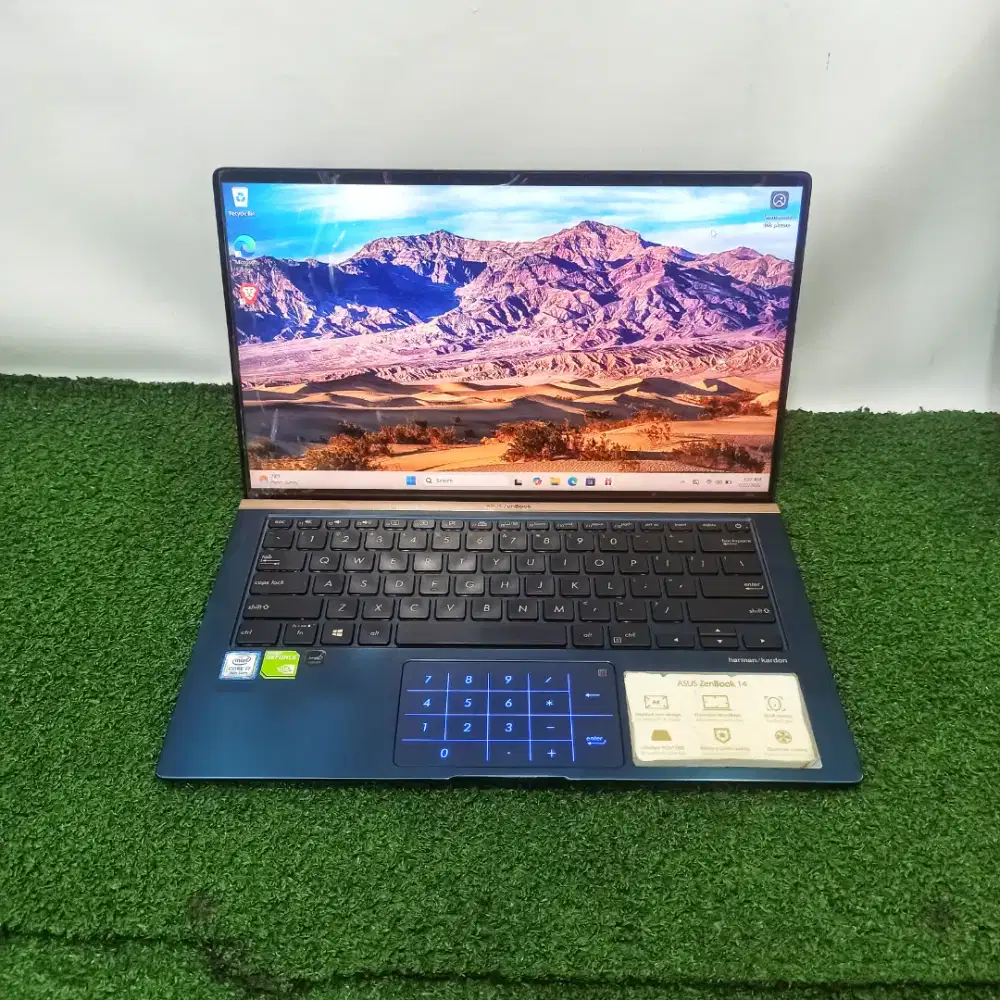 ASUS Zenbook UX333F Intel core i7 Gen 8 Nvidia MX150 RAM 16/512GB