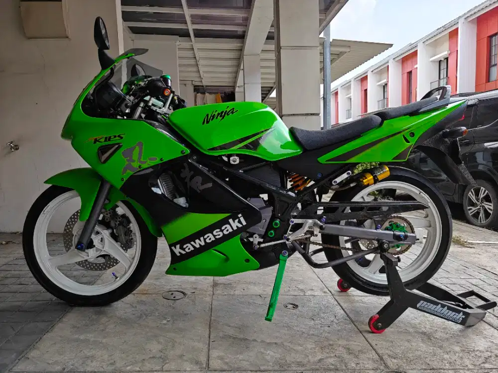 KAWASAKI NINJA 150 RR SE HEDON