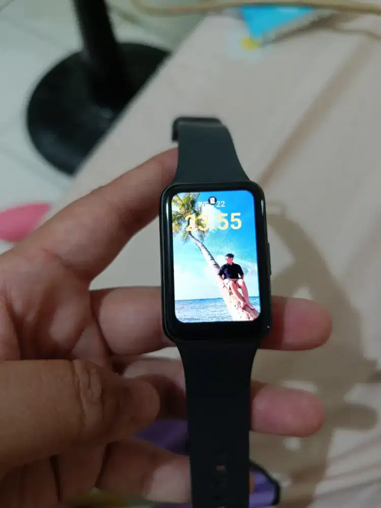 Jam tangan smartwatch Samsung Fit3 (49E4)