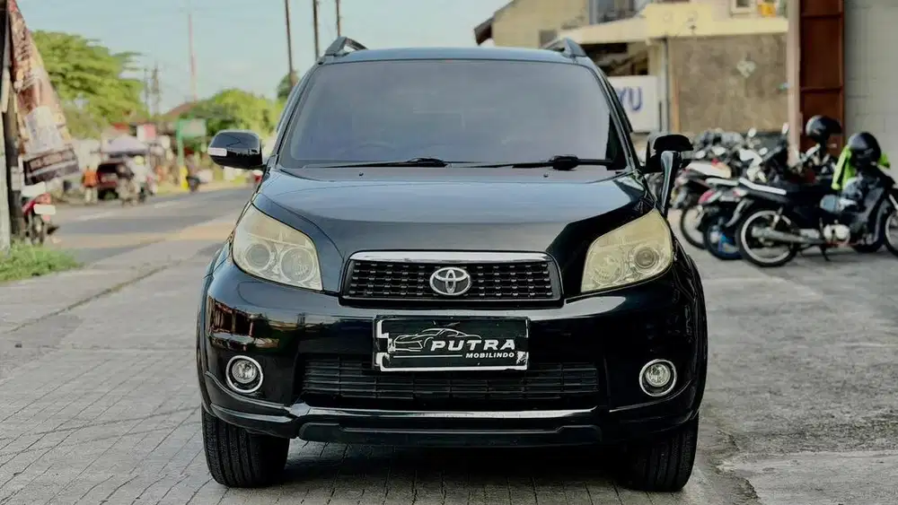 TOYOTA RUSH G 2012 Matic Hitam