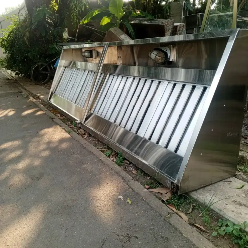 Hood Stainless + Filter + Lampu – Tebal, Kokoh & Siap Pakai