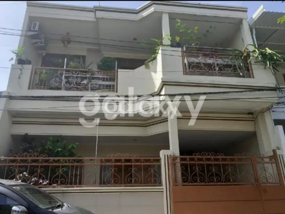 JUAL RUMAH SIAP HUNI COCOK UNTUK RUMAH KOS DI SUTOREJO TENGAH