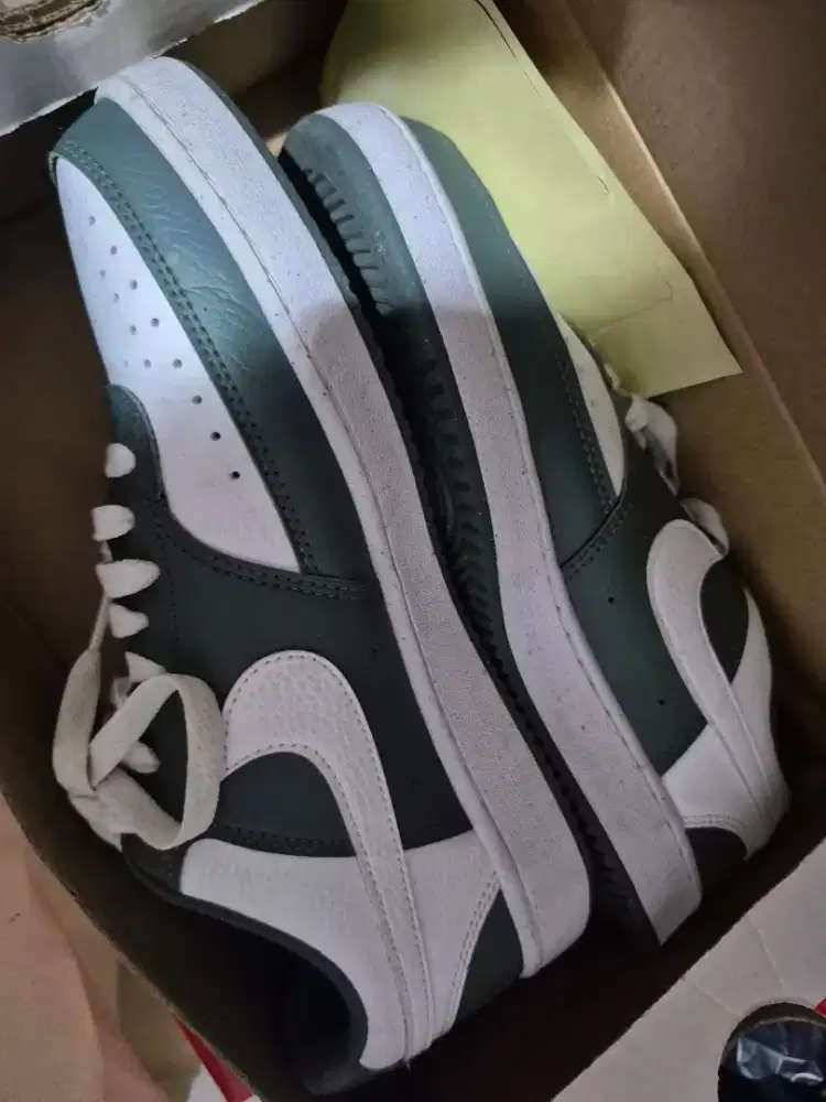 Dijual Cepat sepatu Nike Low 1