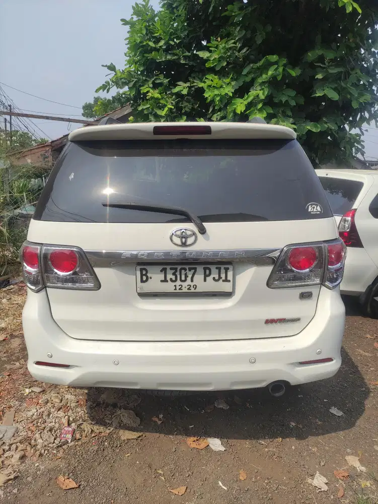 Toyota Fortuner G VNT Turbo AT 2014