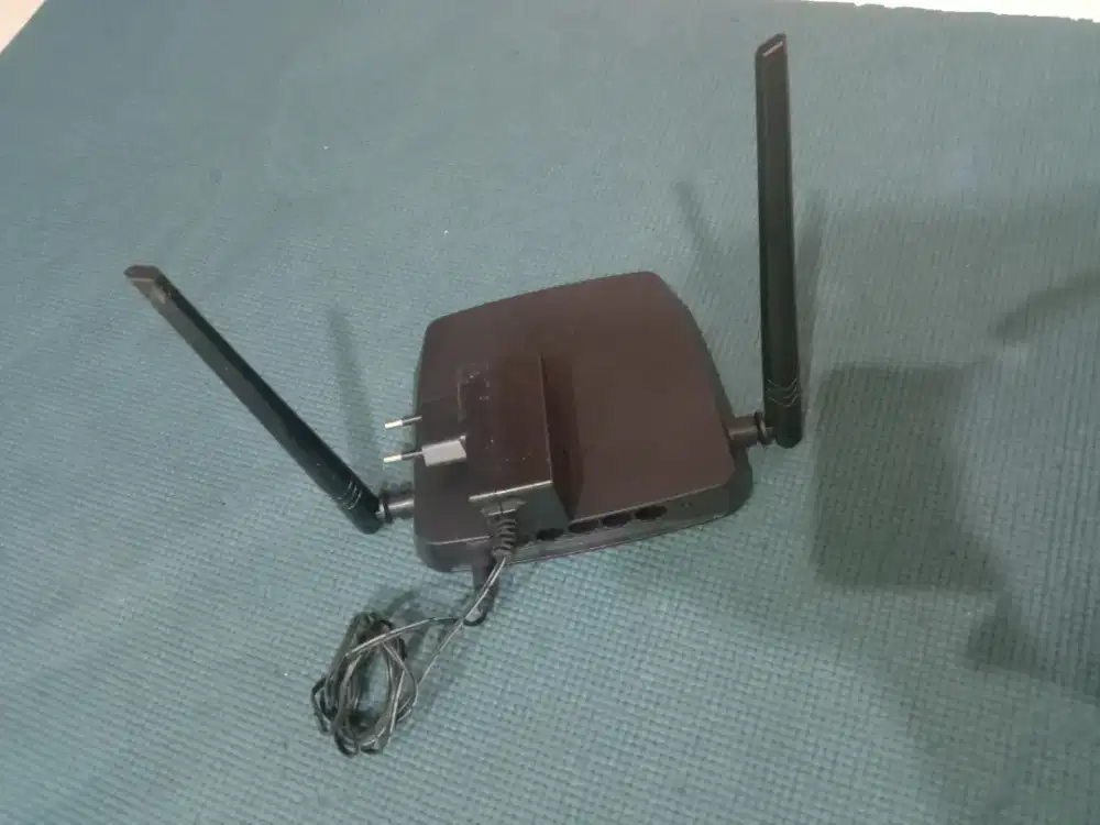 D-LINK 5 MATA 90% BARU
