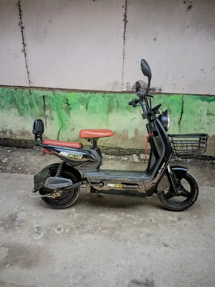 Sepedah listrik prostreet
