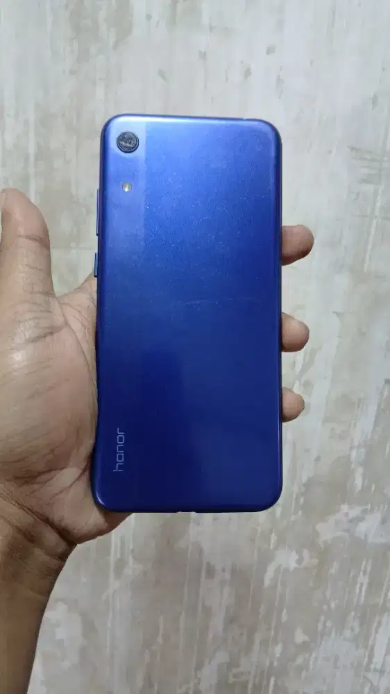 Huawei honor 8a 3/32 4G