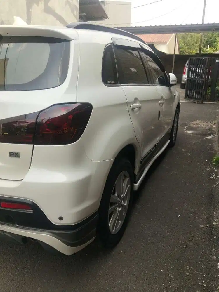 Mitsubishi Outlander 2012 Bensin