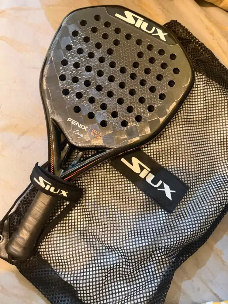 Raket Padel SIUX Fenix Pro Black 2025 like NEW