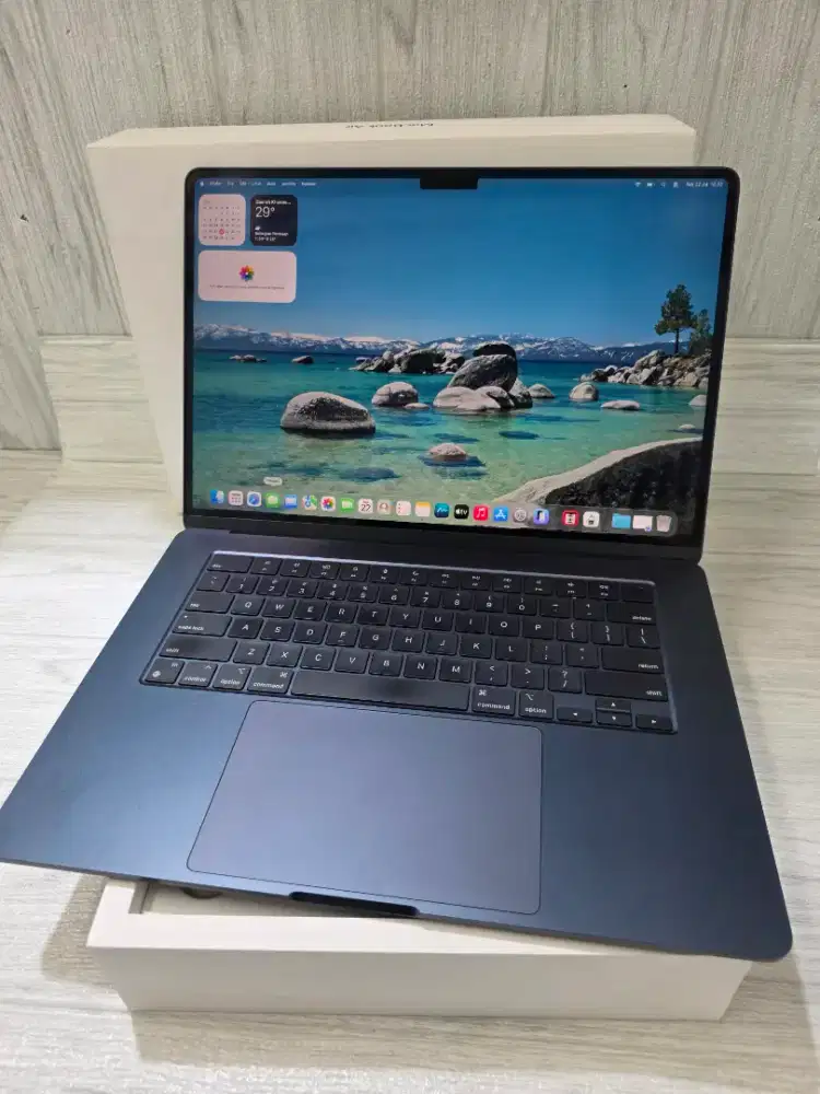 MacBook Air M3 15inc 16/256GB Midnight Resmi
