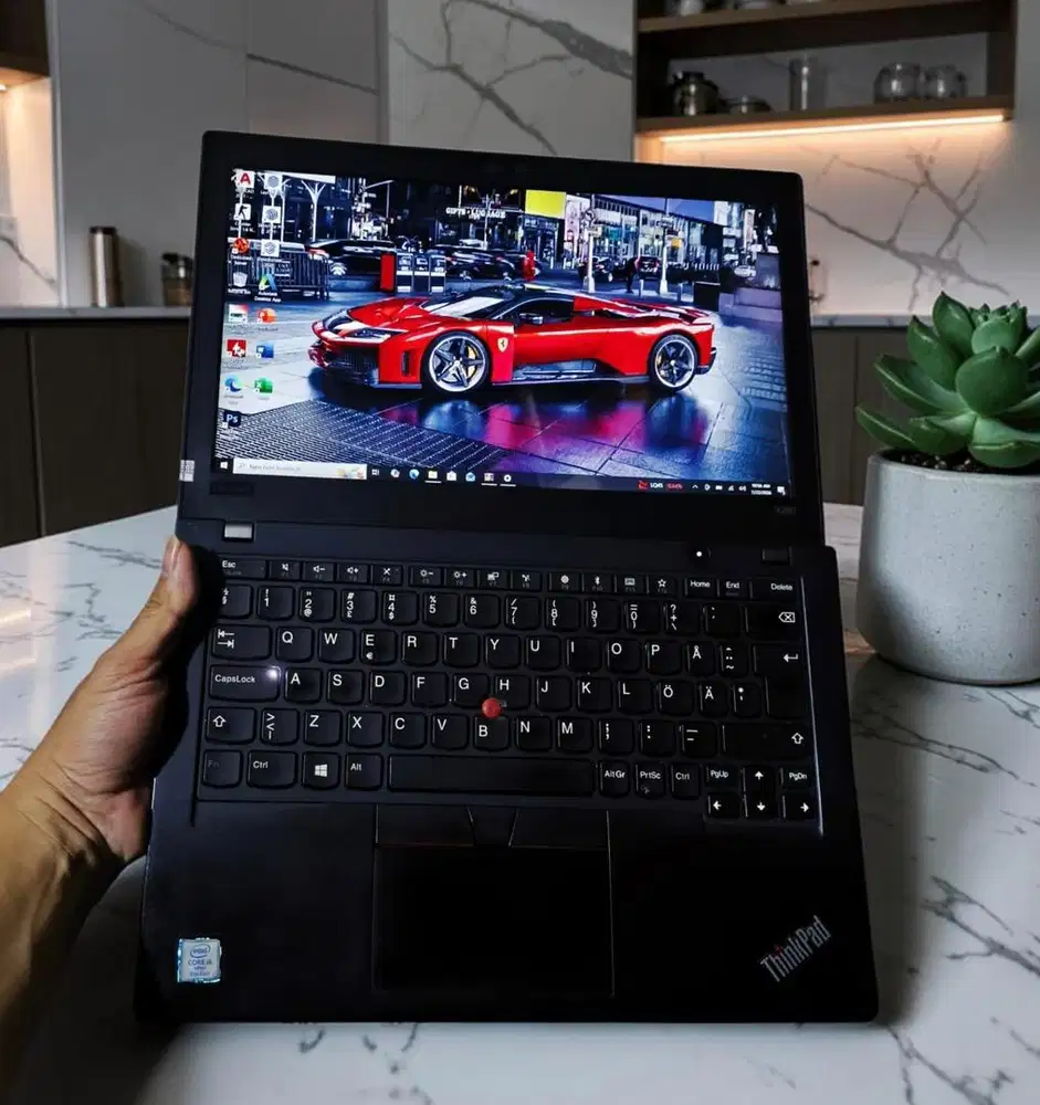 Lenovo X280 Core i5 Ram 8/256gb Ssd Touchscreen Aplikasi Lengkap COd