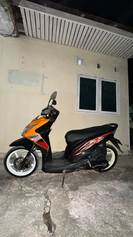 Dijual motor beat fi 2013
