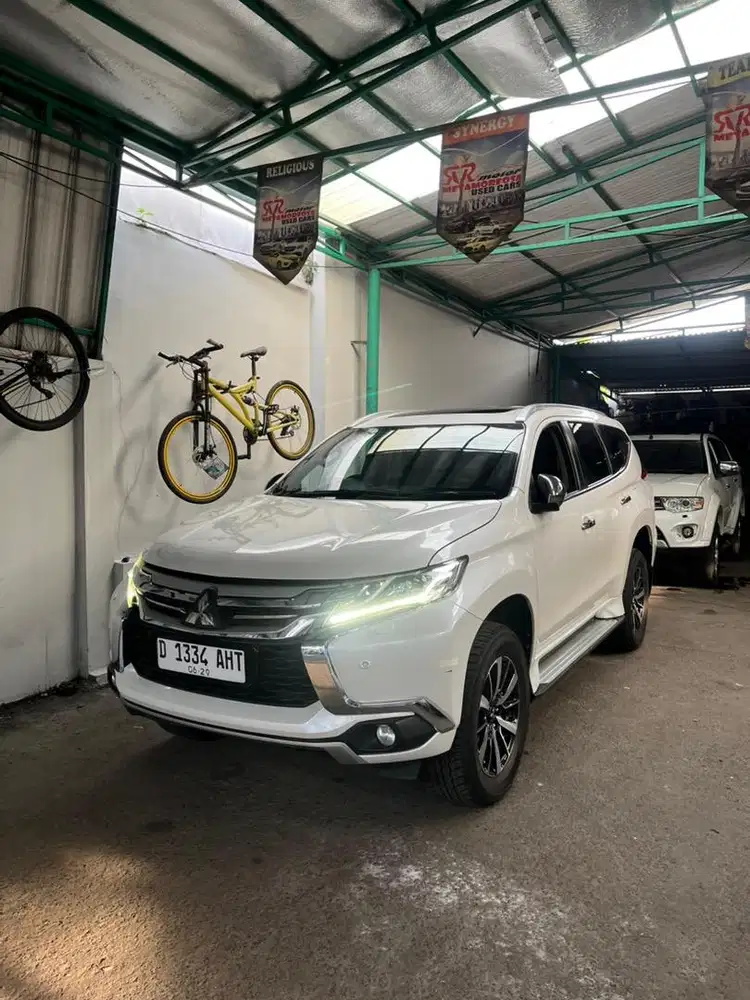 dp19jt Mitsubishi Pajero Sport 2.4 DAKAR AT 2019 4x4 2020 fortuner