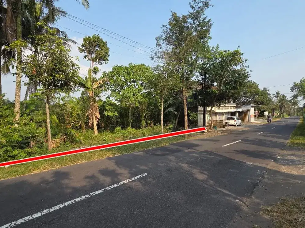 Tanah tepi Jalan di Bangunkerto Turi